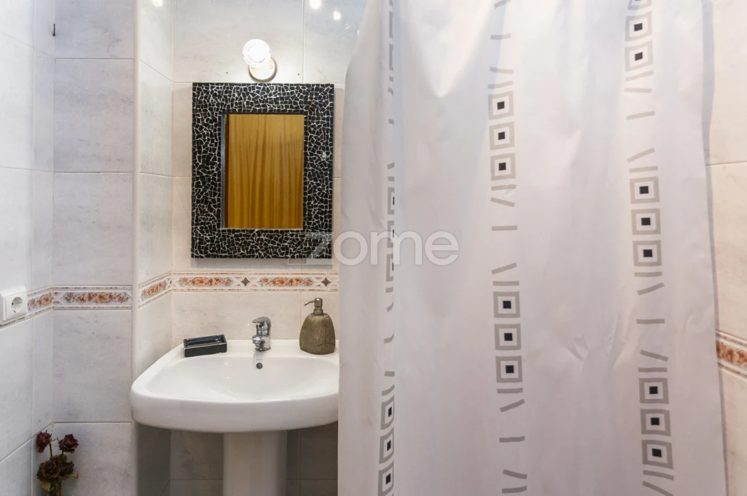 Apartamento T3 para Arrendamento em Paranhos Foto 20