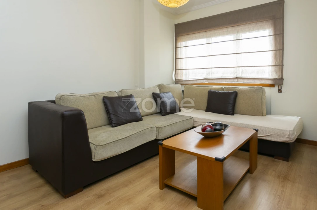 Apartamento T3 para Arrendamento em Paranhos Foto 10