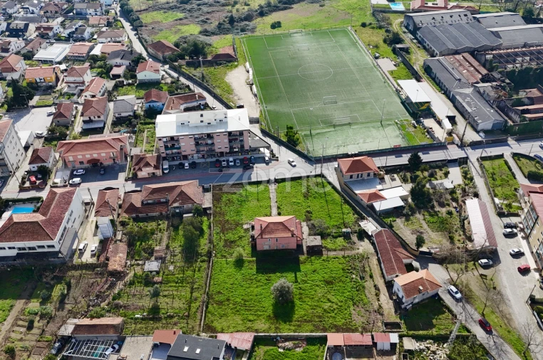 Moradia T4 para Venda em Delães Foto 34