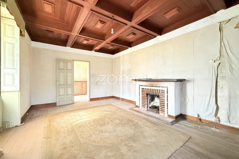 Moradia T4 para Venda em Delães Foto 10