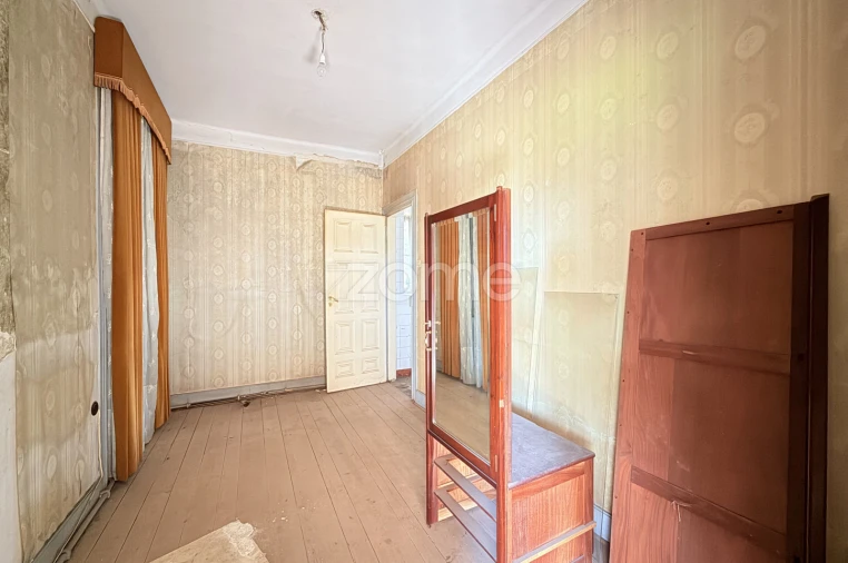 Moradia T4 para Venda em Delães Foto 11