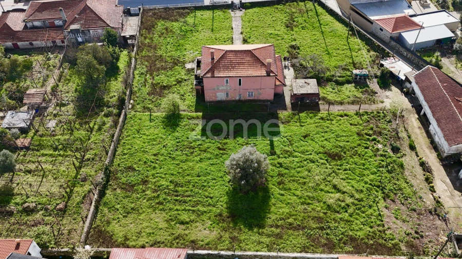 Moradia T4 para Venda em Delães