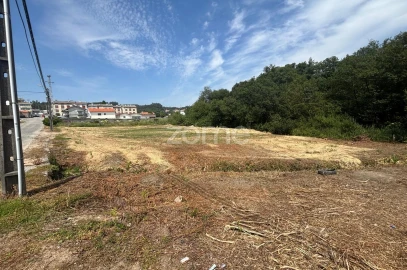 Terreno para Venda em Serzedo e Perosinho
