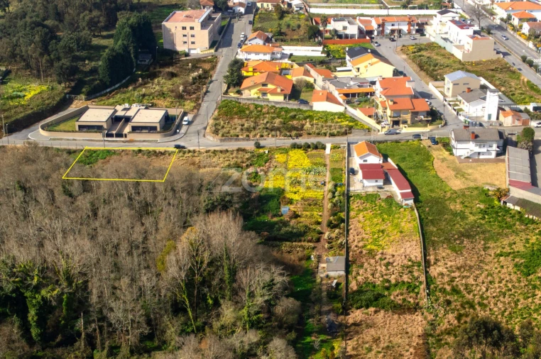 Terreno para Venda em Serzedo e Perosinho Foto 4