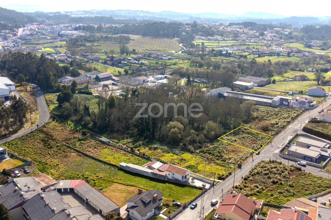 Terreno para Venda em Serzedo e Perosinho Foto 16