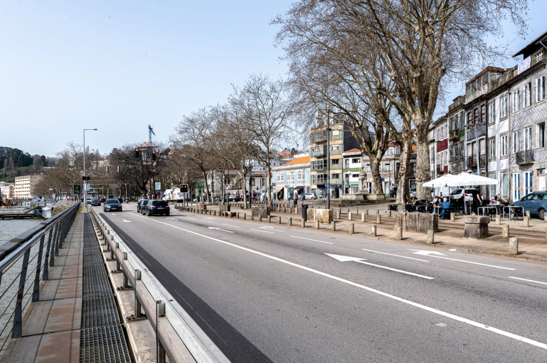 Apartamento T1 para Venda em Lordelo do Ouro e Massarelos Foto 4
