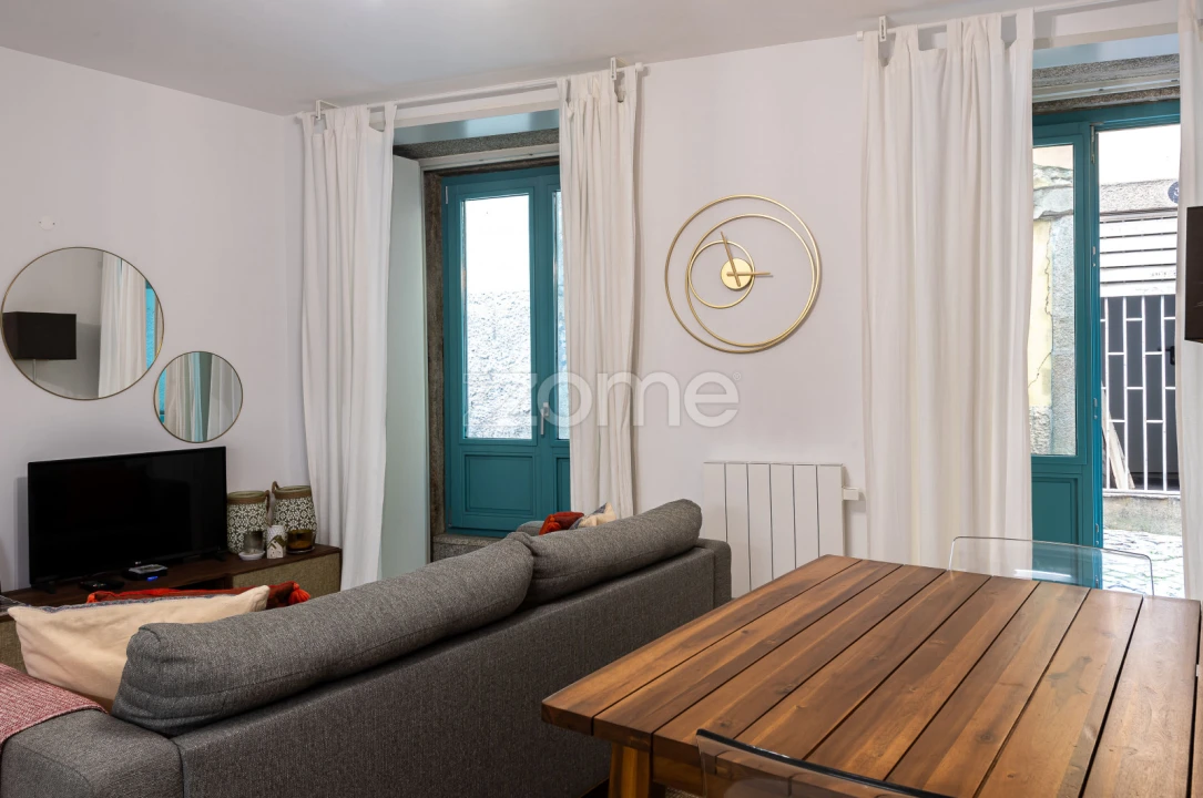 Apartamento T1 para Venda em Lordelo do Ouro e Massarelos Foto 8