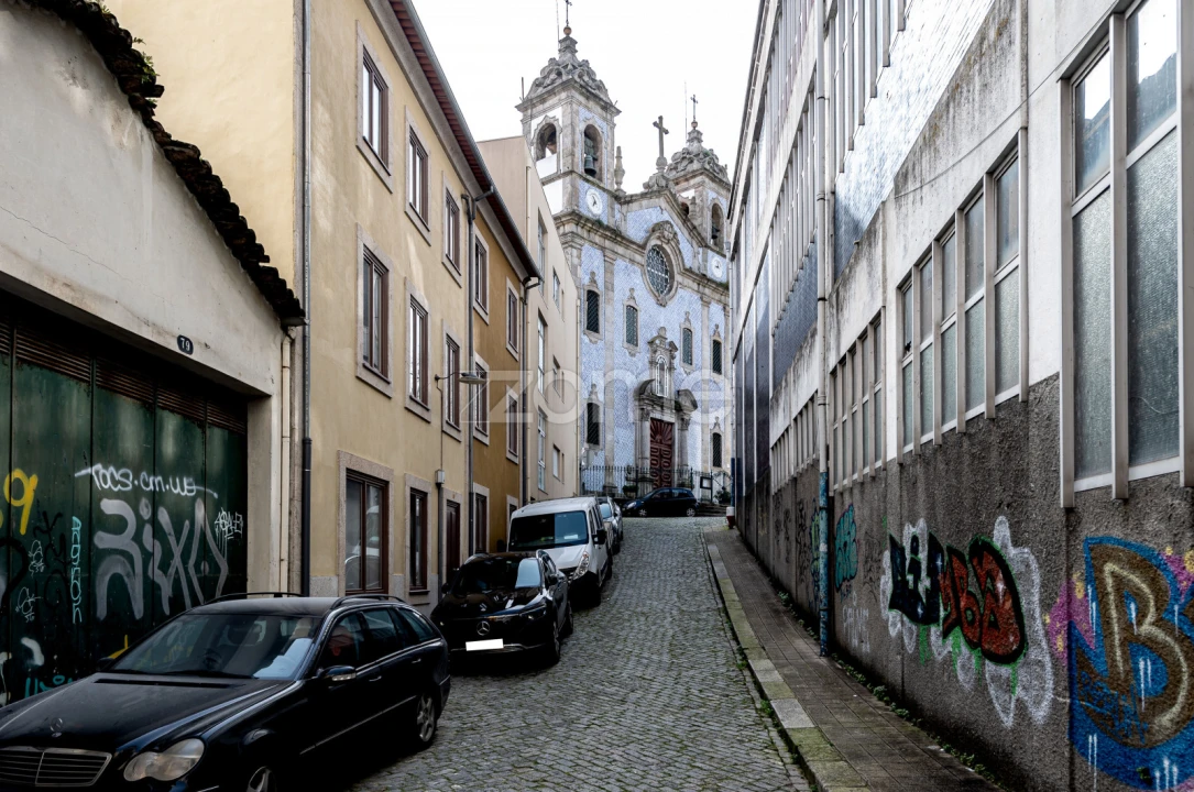 Apartamento T1 para Venda em Lordelo do Ouro e Massarelos Foto 28