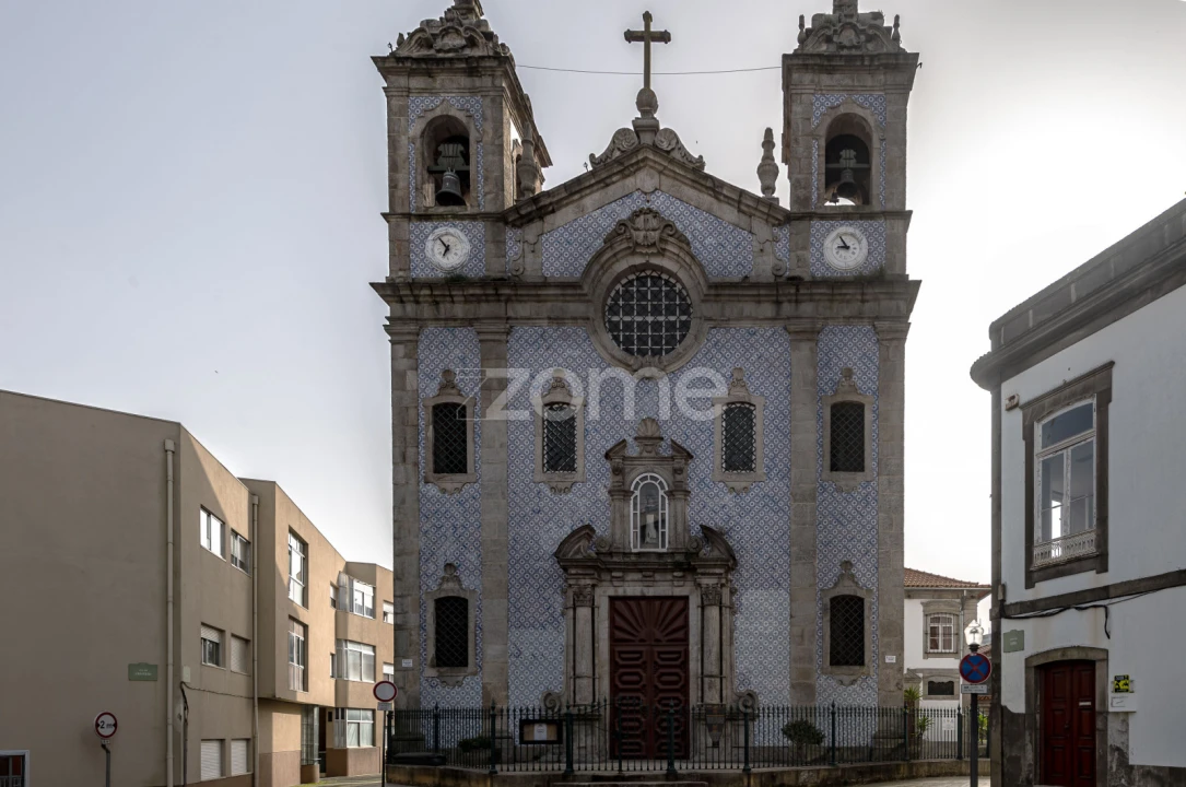 Apartamento T1 para Venda em Lordelo do Ouro e Massarelos Foto 29
