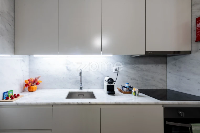 Apartamento T1 para Venda em Lordelo do Ouro e Massarelos Foto 10