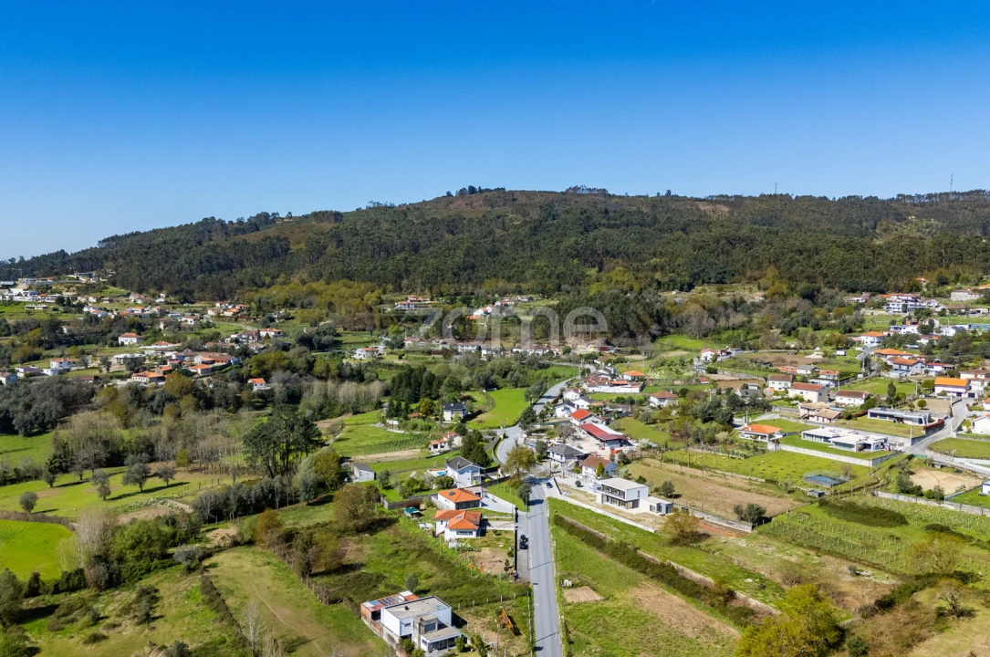 Terreno para Venda em Dossãos Foto 26