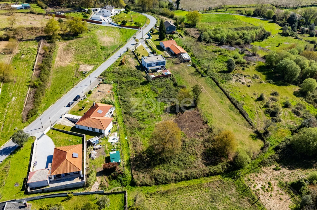 Terreno para Venda em Dossãos Foto 16