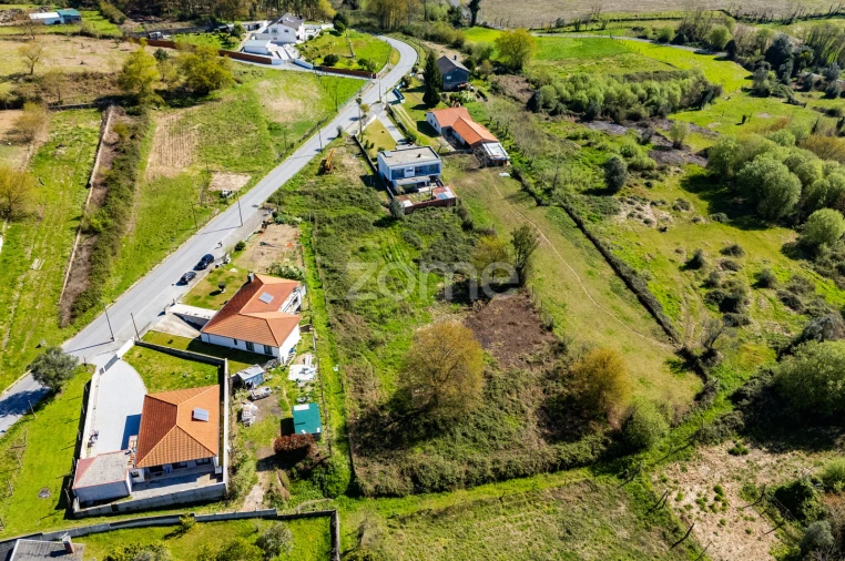 Terreno para Venda em Dossãos Foto 16