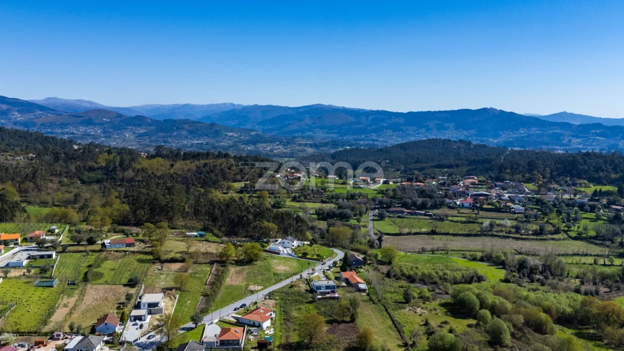 Terreno para Venda em Dossãos