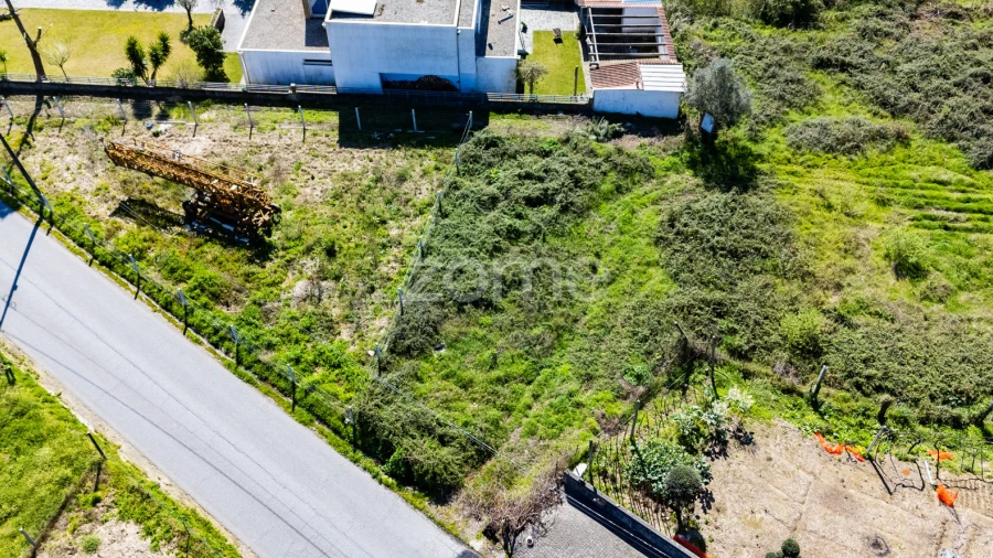 Terreno para Venda em Dossãos