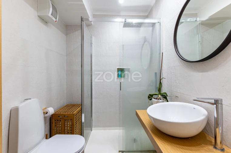 Apartamento T2 para Venda em Algés, Linda-A-Velha e Cruz Quebrada-Dafundo Foto 13