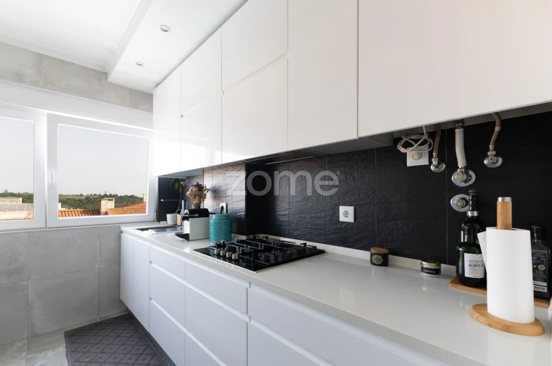 Apartamento T2 para Venda em Algés, Linda-A-Velha e Cruz Quebrada-Dafundo Foto 8