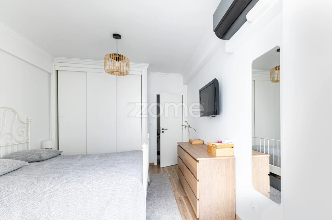 Apartamento T2 para Venda em Algés, Linda-A-Velha e Cruz Quebrada-Dafundo Foto 24