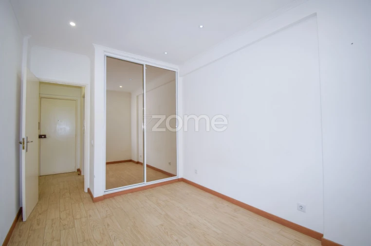 Apartamento T1 para Arrendamento em Oeiras e São Julião da Barra, Paço de Arcos e Caxias Foto 16