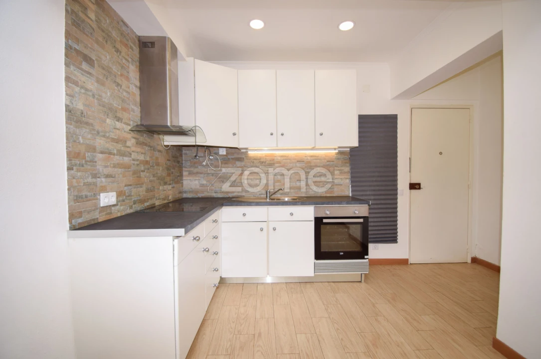 Apartamento T1 para Arrendamento em Oeiras e São Julião da Barra, Paço de Arcos e Caxias Foto 7