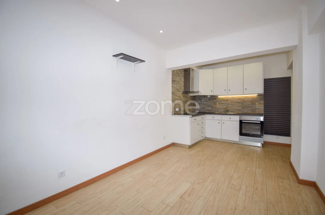 Apartamento T1 para Arrendamento em Oeiras e São Julião da Barra, Paço de Arcos e Caxias Foto 11