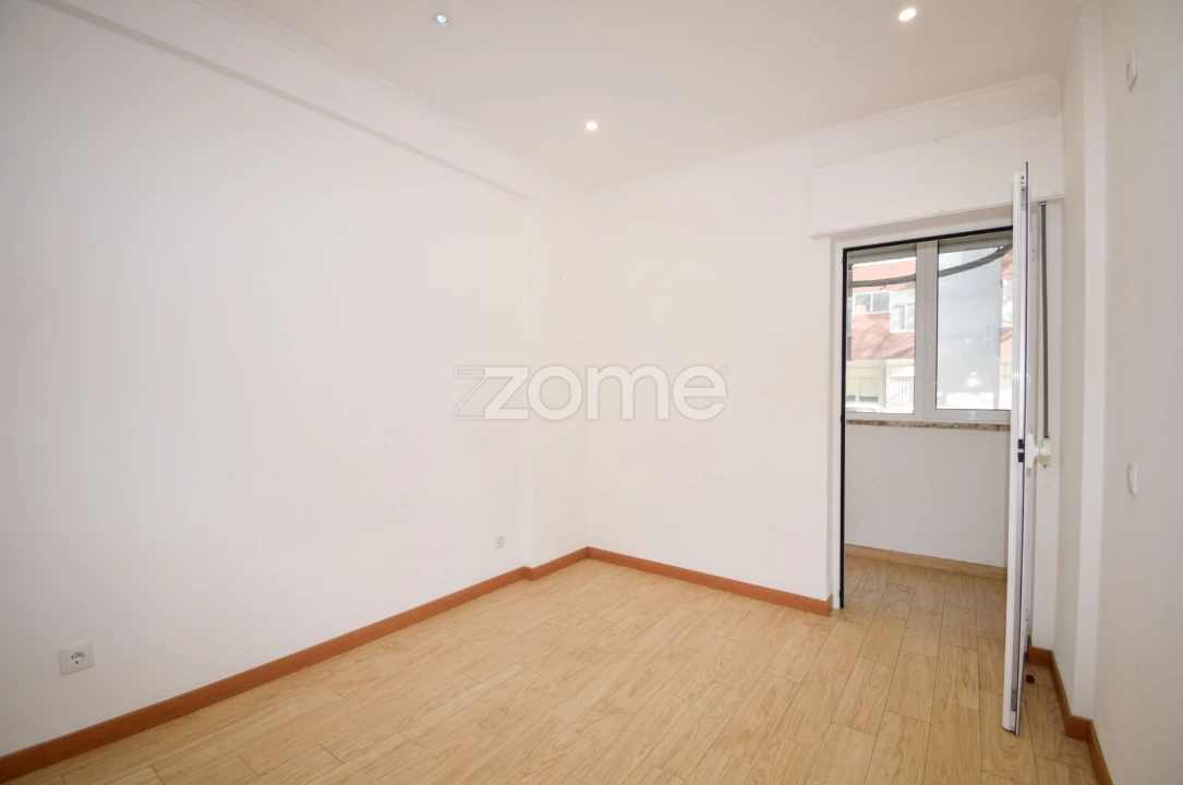 Apartamento T1 para Arrendamento em Oeiras e São Julião da Barra, Paço de Arcos e Caxias Foto 15