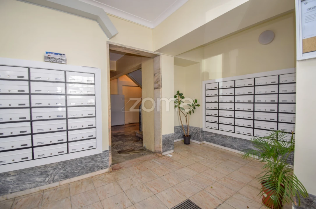 Apartamento T1 para Arrendamento em Oeiras e São Julião da Barra, Paço de Arcos e Caxias Foto 3