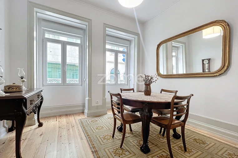 Moradia T8 para Venda em Buarcos Foto 2