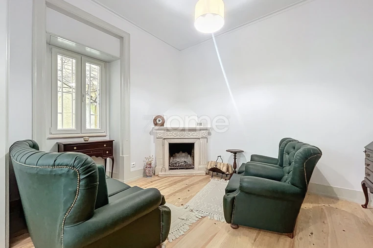 Moradia T8 para Venda em Buarcos Foto 5