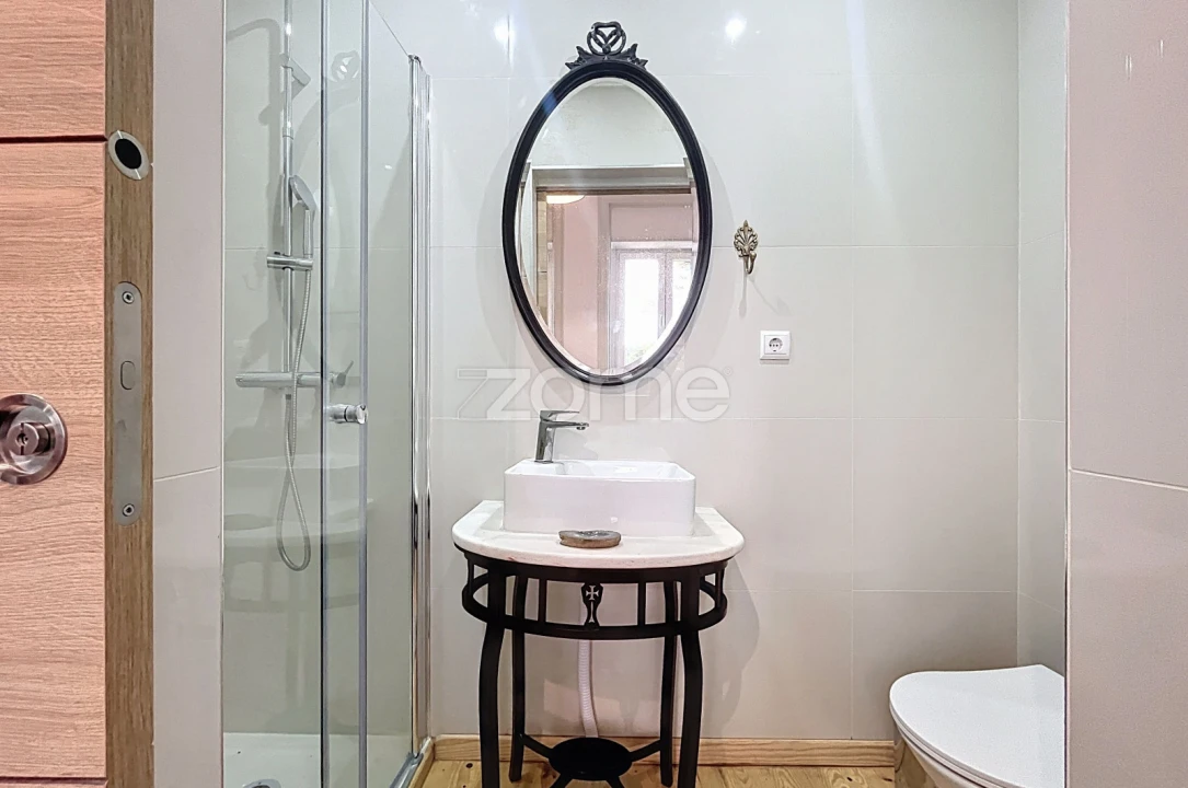 Moradia T8 para Venda em Buarcos Foto 18