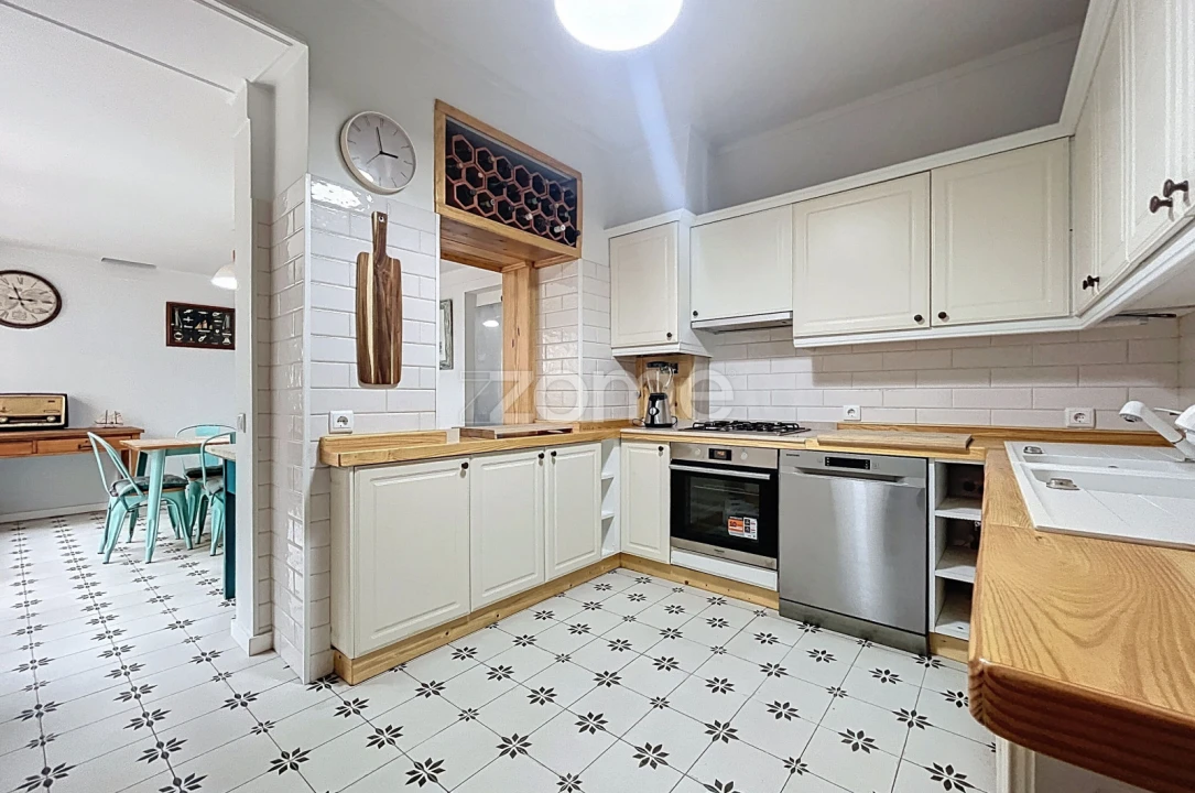 Moradia T8 para Venda em Buarcos Foto 11