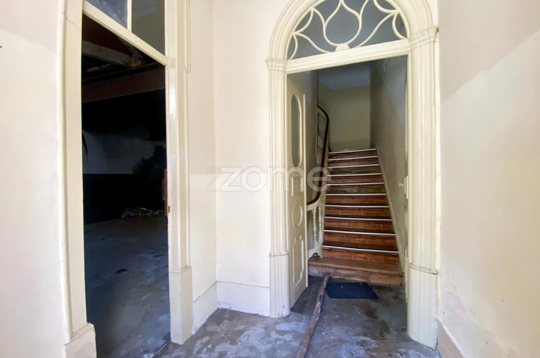 Moradia T5 para Venda em Buarcos Foto 2