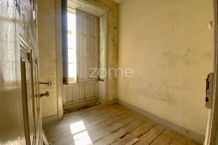 Moradia T5 para Venda em Buarcos Foto 9