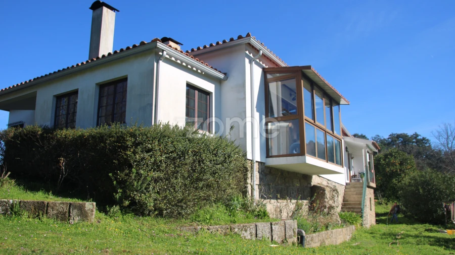 Quinta T6 para Venda em Nogueira do Cravo