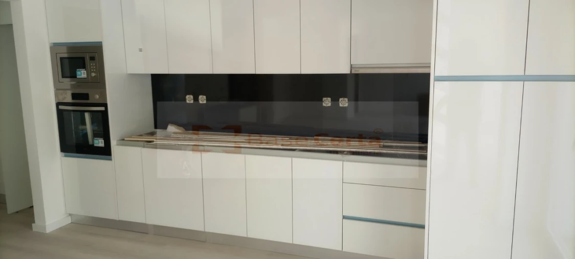 Apartamento T3 para Venda em Vialonga Foto 1