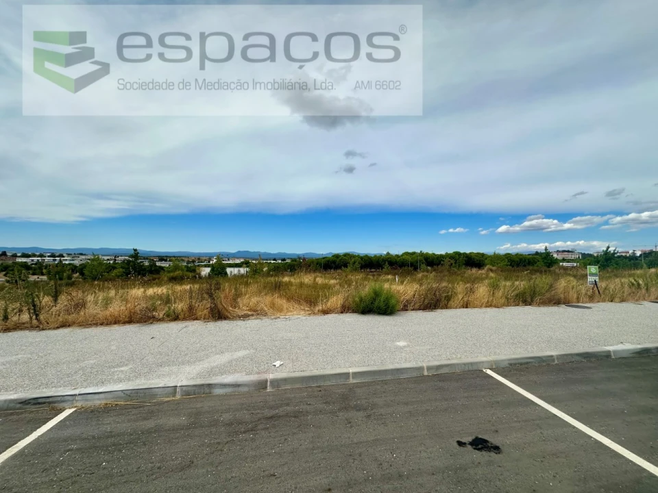 Terreno para Venda em Castelo Branco Foto 3