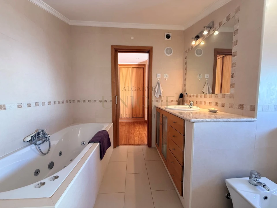 Apartamento T1 para Venda em Lagos (São Sebastião e Santa Maria) Foto 19