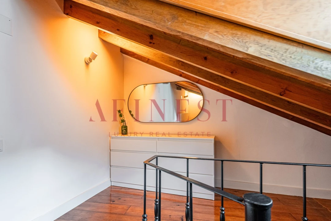 Apartamento T1 para Arrendamento em Santa Maria Maior Foto 8