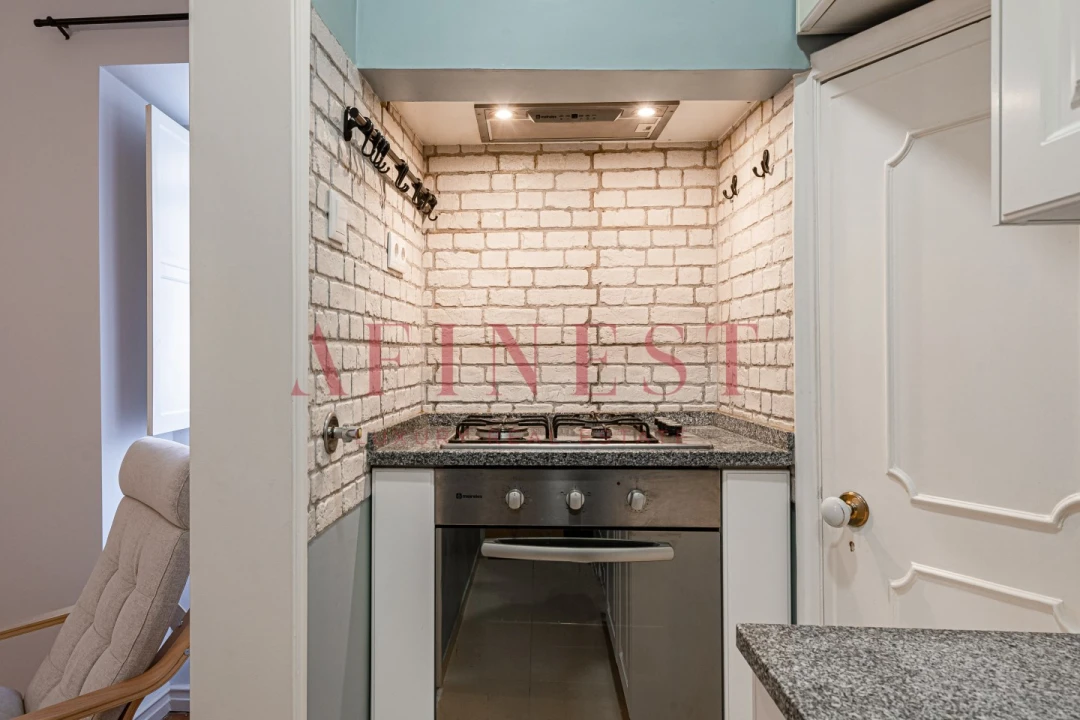 Apartamento T1 para Arrendamento em Santa Maria Maior Foto 14