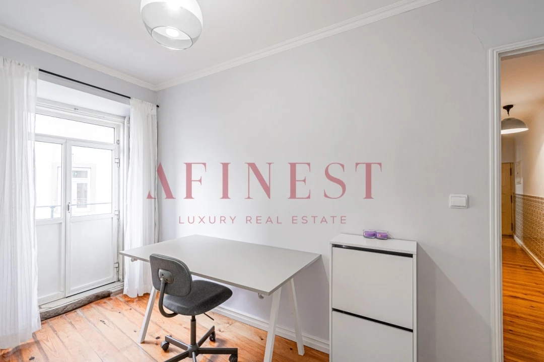 Apartamento T1 para Arrendamento em Santa Maria Maior Foto 18