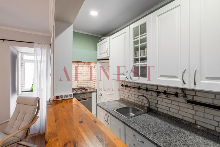 Apartamento T1 para Arrendamento em Santa Maria Maior Foto 10