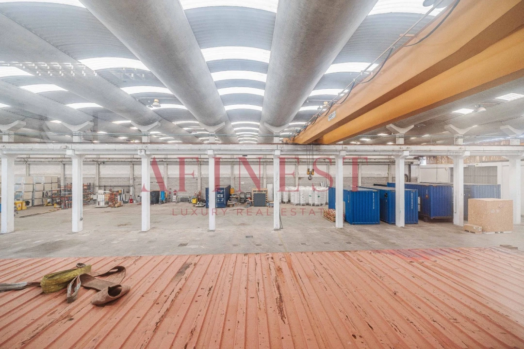 Armazém para Arrendamento em Santa Maria e São Miguel, São Martinho, São Pedro Penaferrim Foto 4