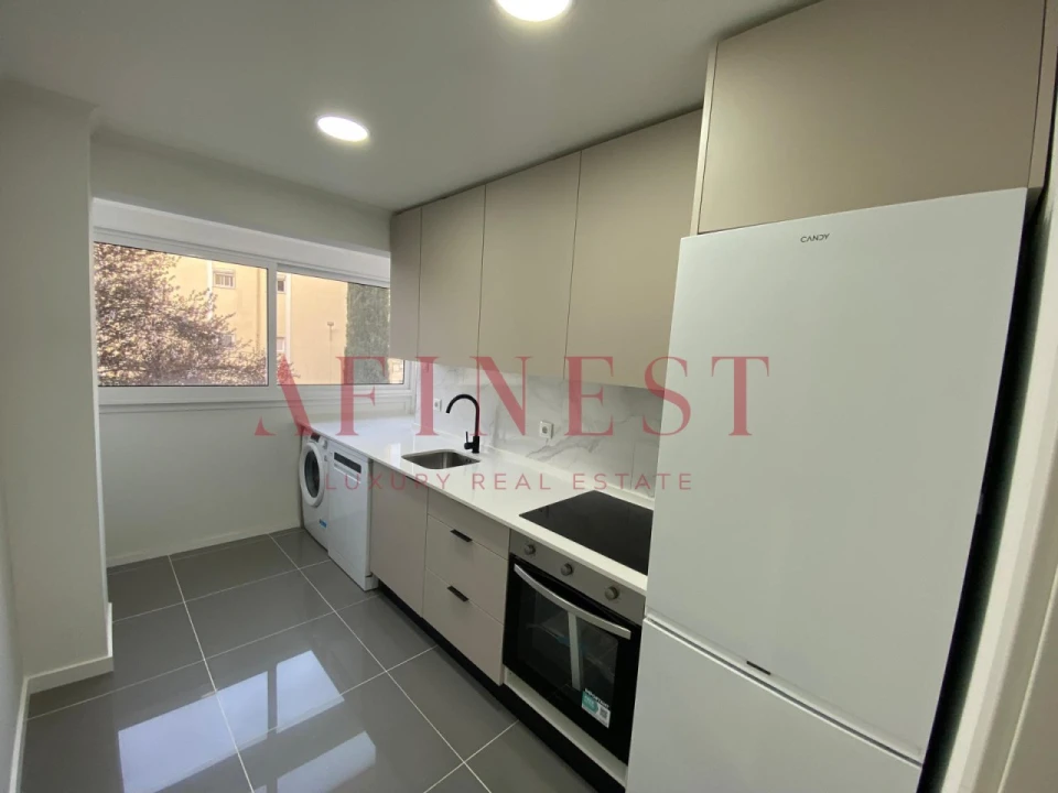 Apartamento T2 para Venda em Águas Livres Foto 2