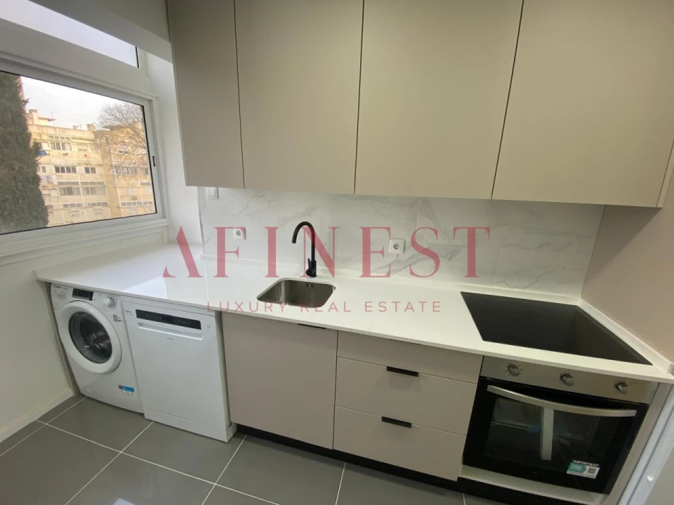 Apartamento T2 para Venda em Águas Livres Foto 3