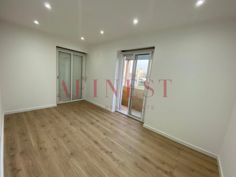 Apartamento T2 para Venda em Águas Livres Foto 13