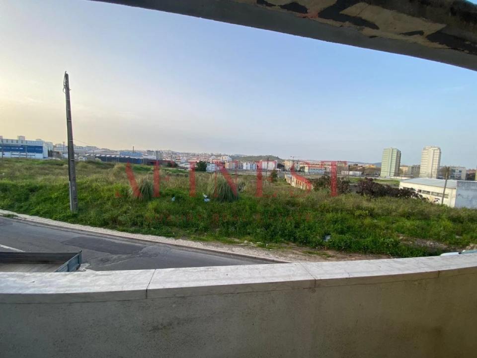 Apartamento T2 para Venda em Águas Livres Foto 15