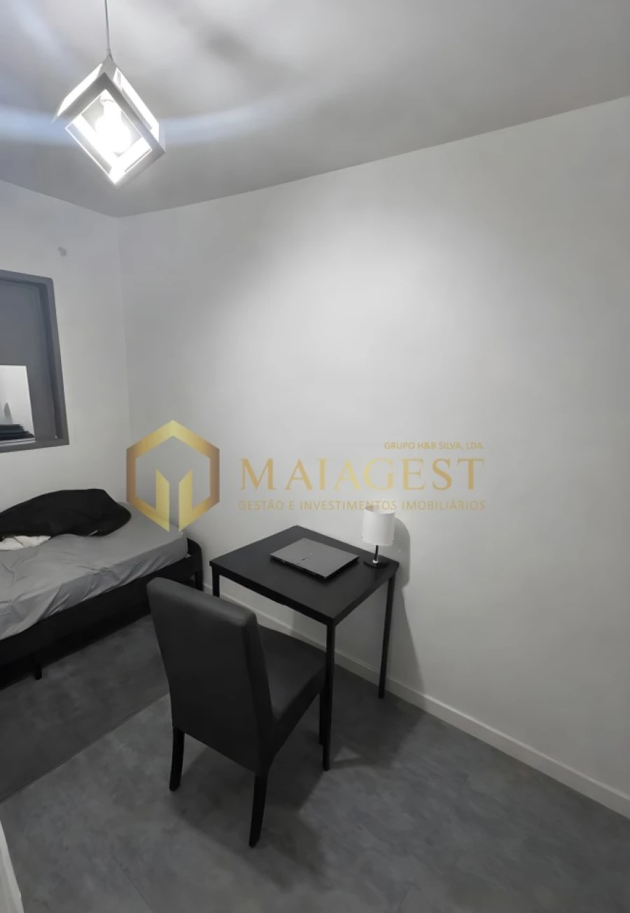 Apartamento T1 para Venda em Mafamude e Vilar do Paraíso Foto 4