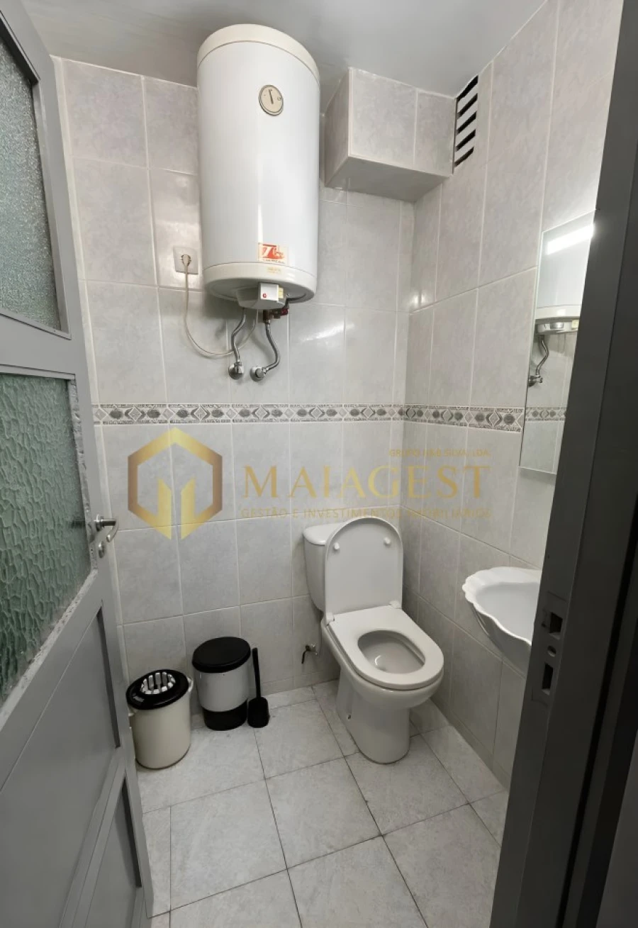 Apartamento T1 para Venda em Mafamude e Vilar do Paraíso Foto 5