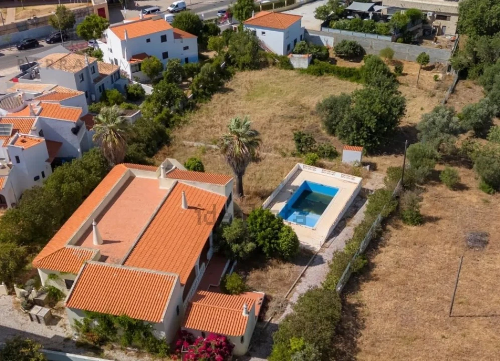 Moradia T5 para Venda em Almancil Foto 2