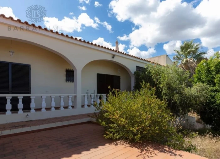 Moradia T5 para Venda em Almancil Foto 3